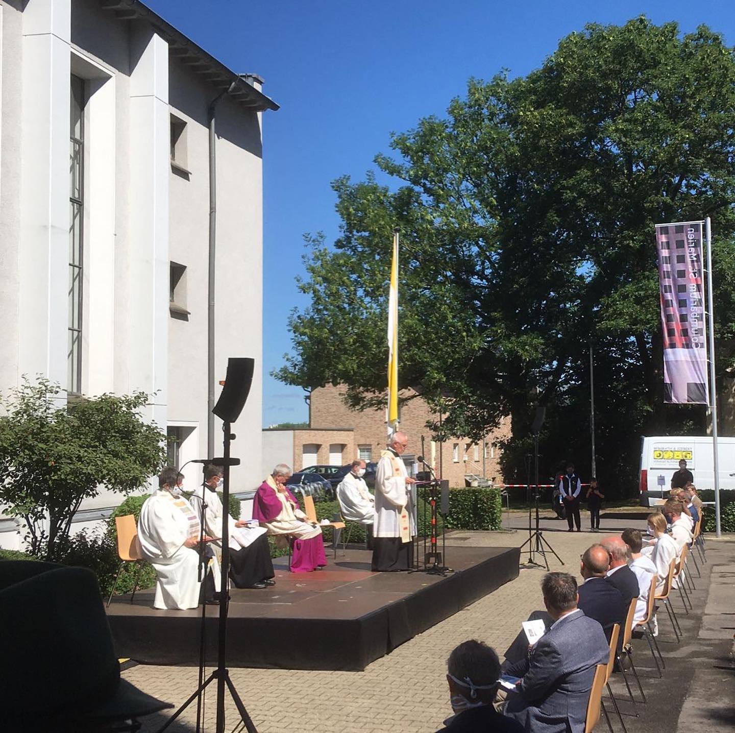 Einsegnung des Columbarium St. Marien Würselen